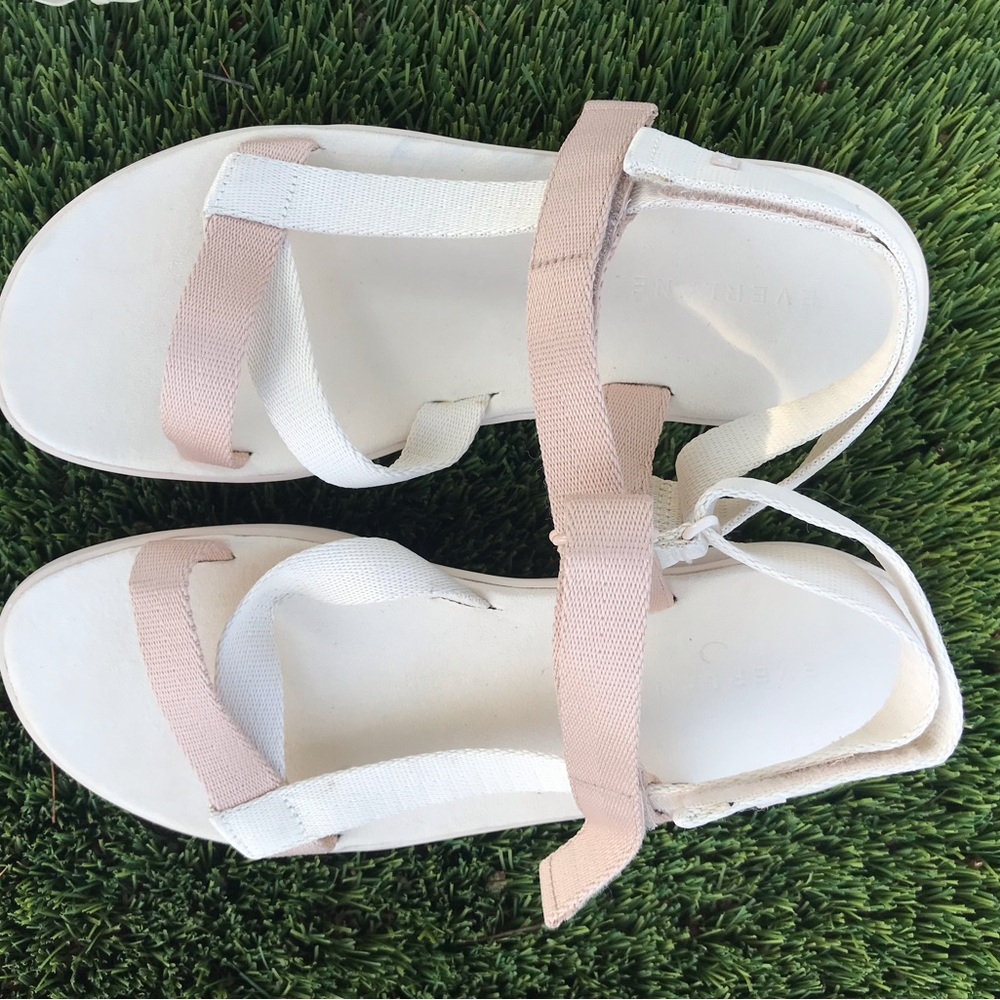 Everlane Womens Sand / Suede The ReNew Sport Sandal Size 10.5 US, 41 EU